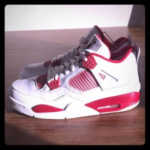 Air Jordan 4 Retro Size 12